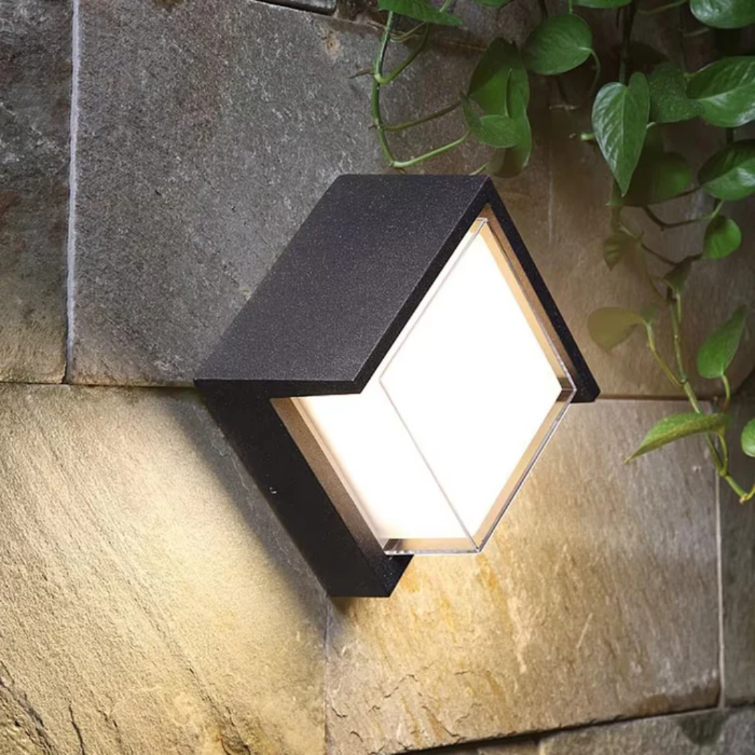 Outdoor lamps