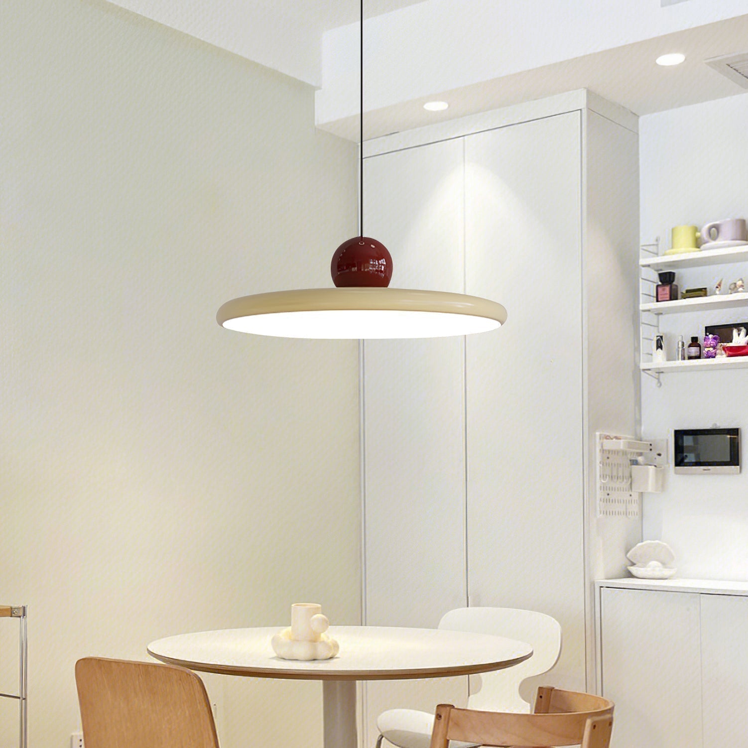 Ceiling lamps
