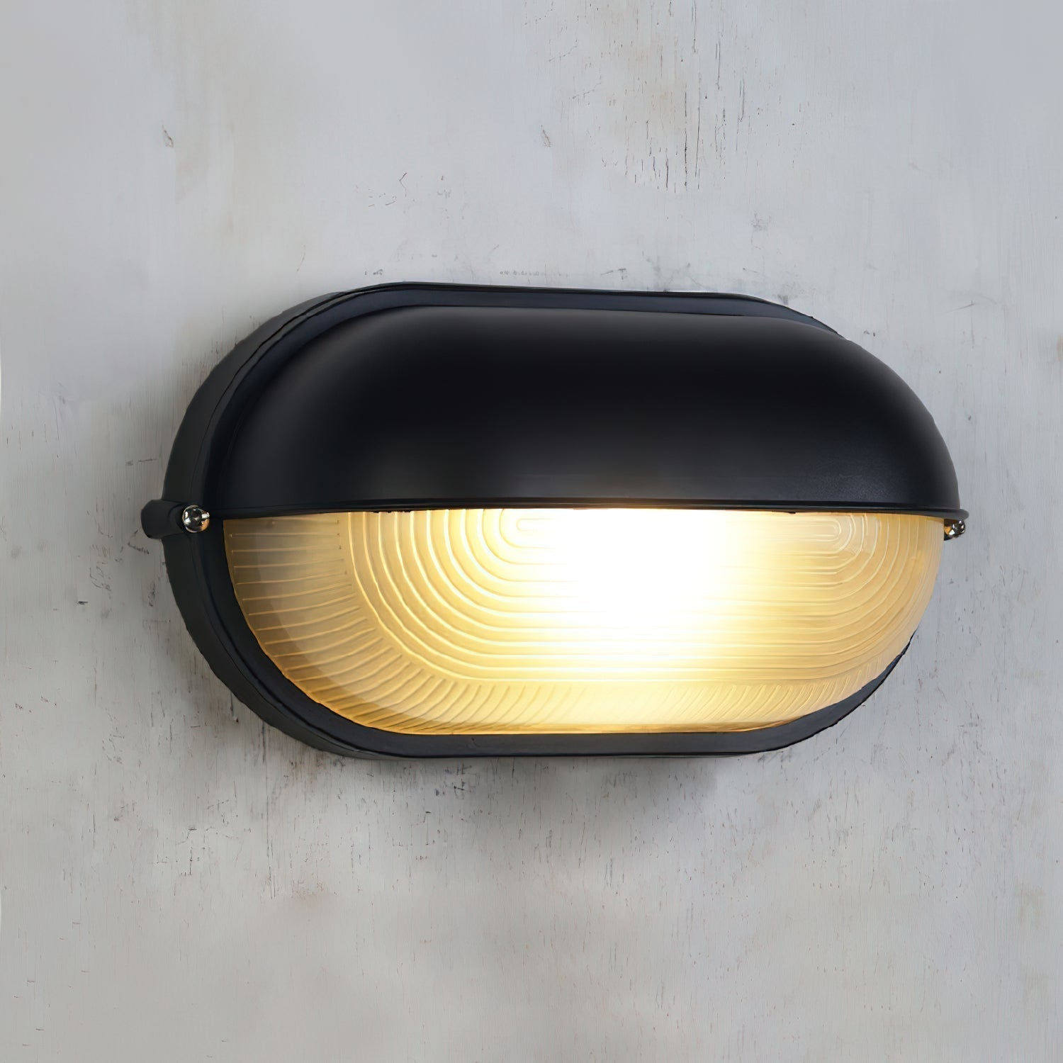 Mariner Industrial Outdoor Wall Lamp – Nautical-Inspired Design